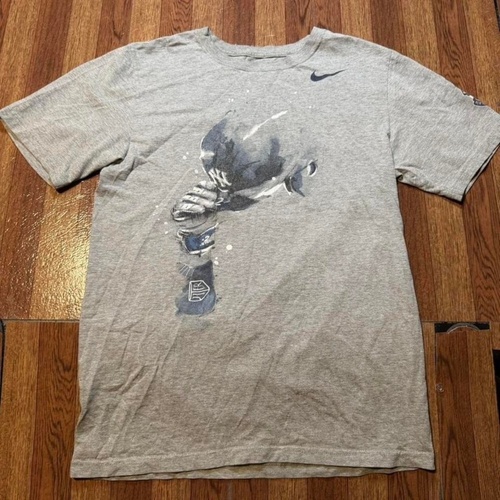 Nike Grey Derek Yankees Vintage Retro Sportswear Shirt Small